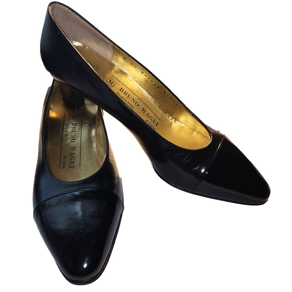 Bruno Magli Women Point Toe‎ Leather Pumps Size 5.5 B Black Office Academia Goth